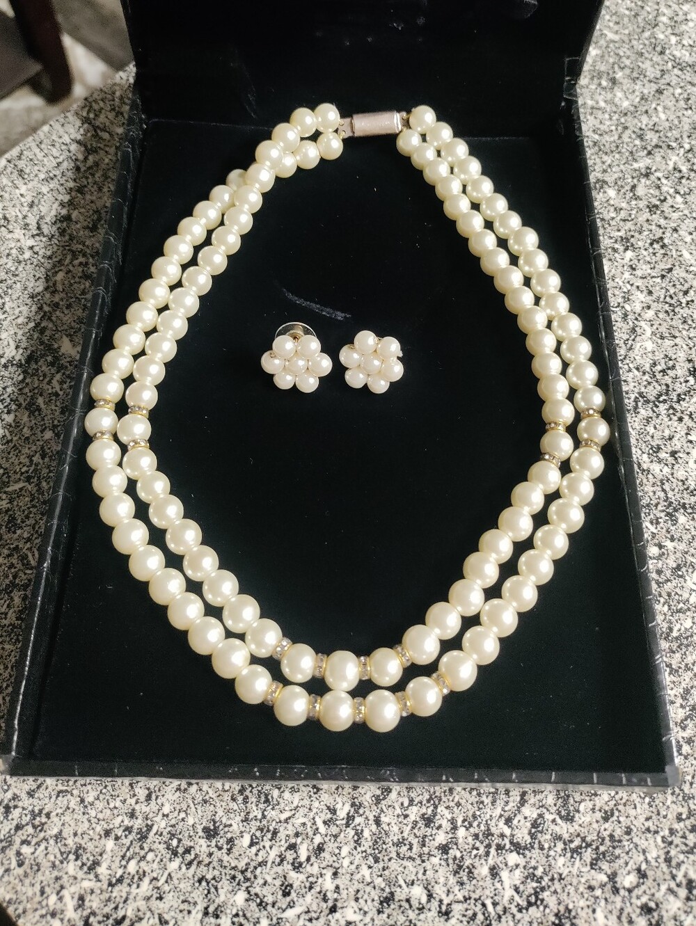 Faux Pearl Necklace & Earring Set